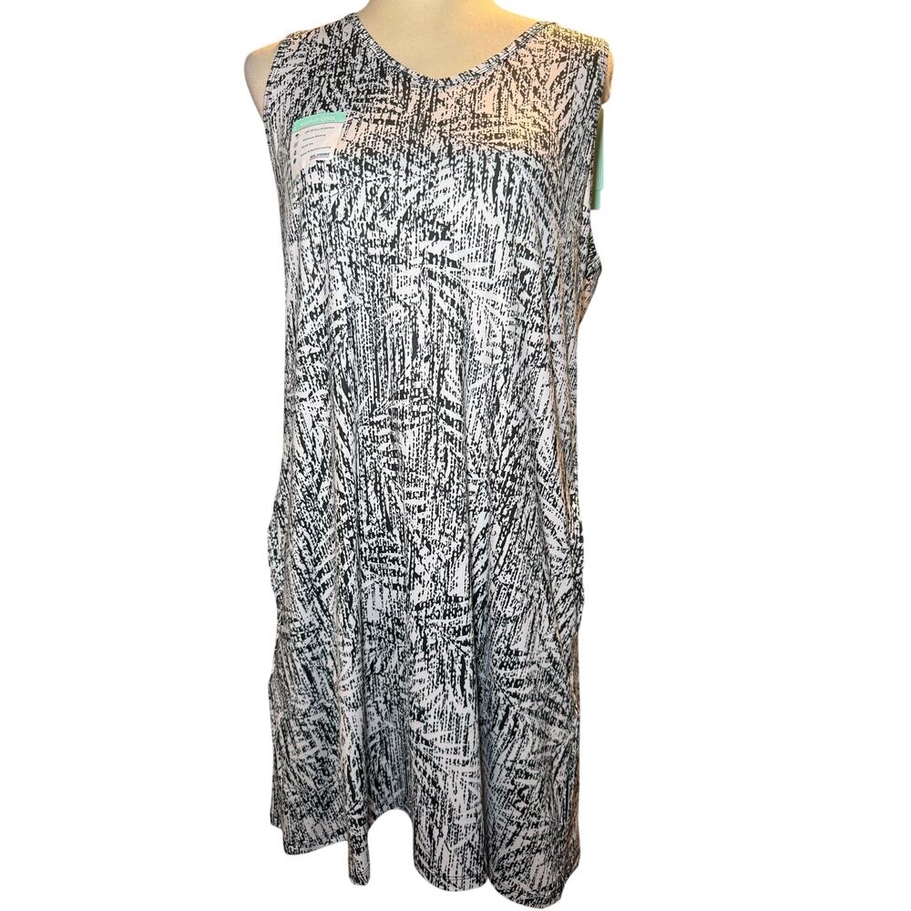 Reel Legends Keep It Cool Performance Dress, Black Textured Palms, Large, NWT